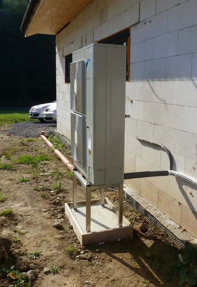 Tepelné čerpadlo vzduch voda Daikin Altherma LT 11kW s chladením rodinný dom Hriňová