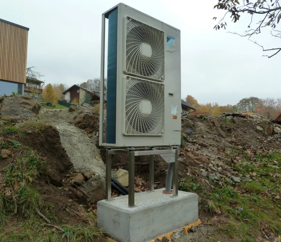 Tepelné čerpadlo vzduch voda Daikin Altherma LT 11kW s chladením rodinný dom Králiky