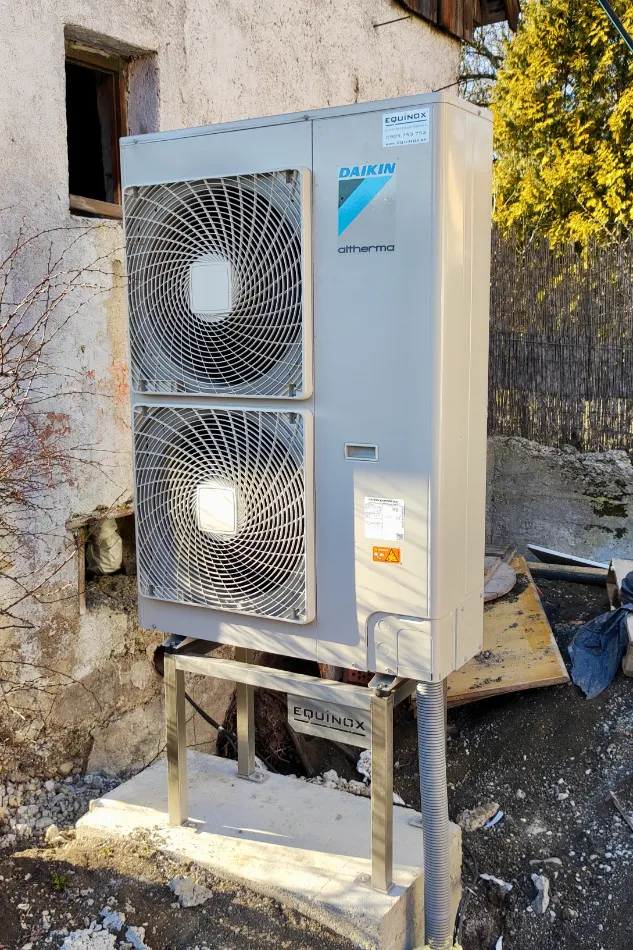 Tepelné čerpadlo vzduch voda Daikin Altherma LT 11kW s chladením rodinný dom Likavka