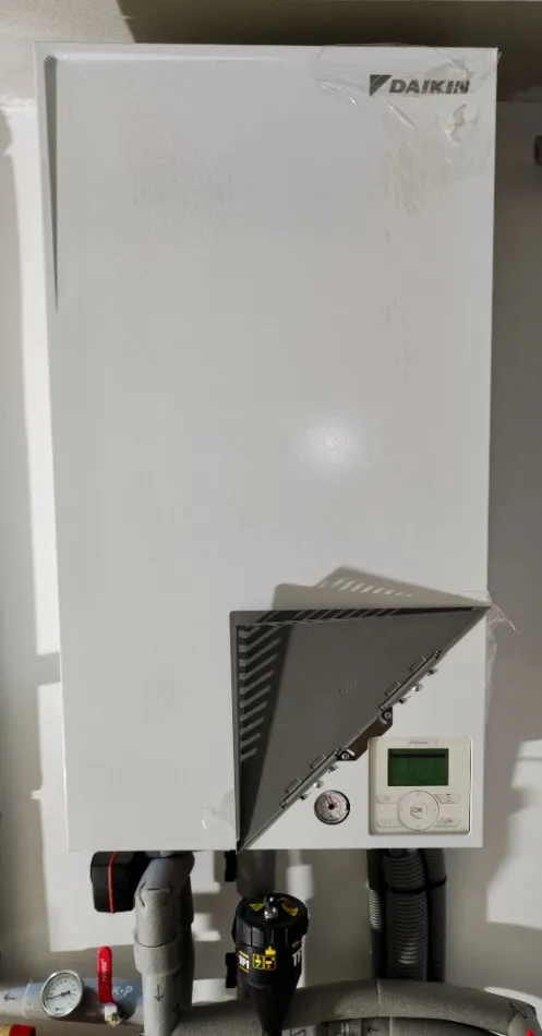 Tepelné čerpadlo vzduch voda Daikin Altherma LT 11kW s chladením rodinný dom Likavka