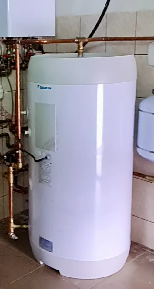 Tepelné čerpadlo vzduch voda Daikin Altherma LT 11kW s chladením rodinný dom Pod Žiarcom