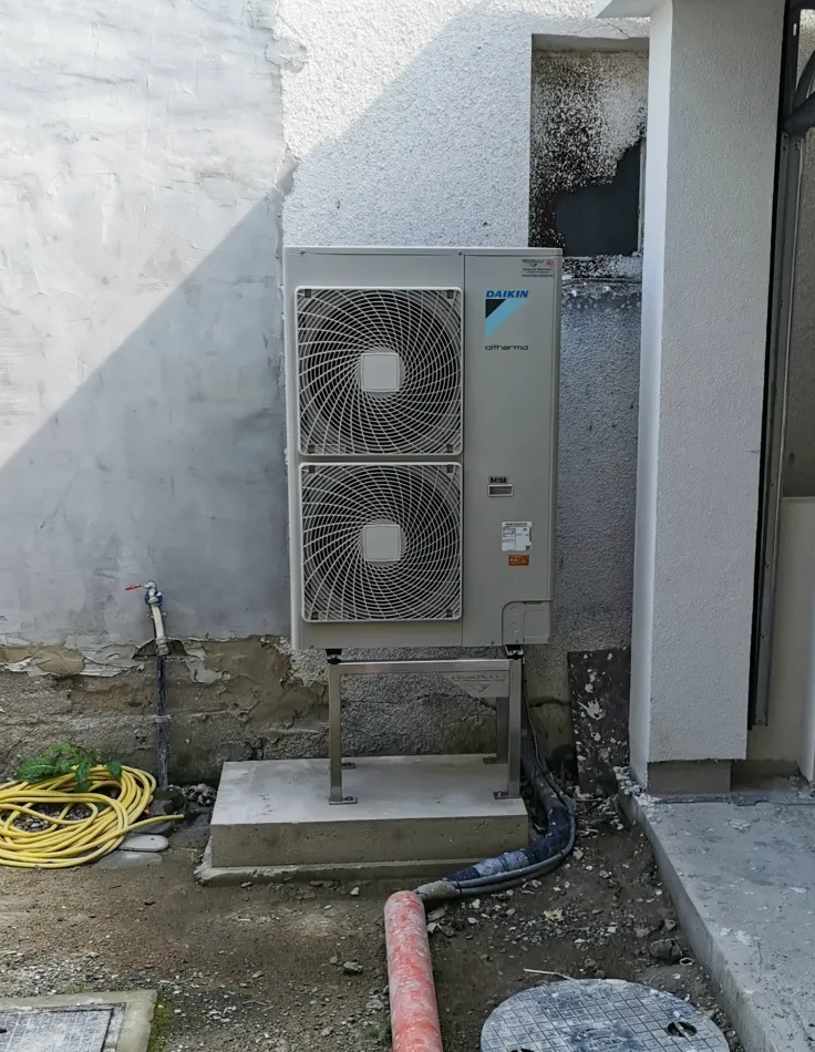 Tepelné čerpadlo vzduch voda Daikin Altherma LT 11kW s chladením rodinný dom Sekule