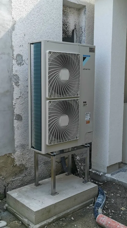 Tepelné čerpadlo vzduch voda Daikin Altherma LT 11kW s chladením rodinný dom Sekule