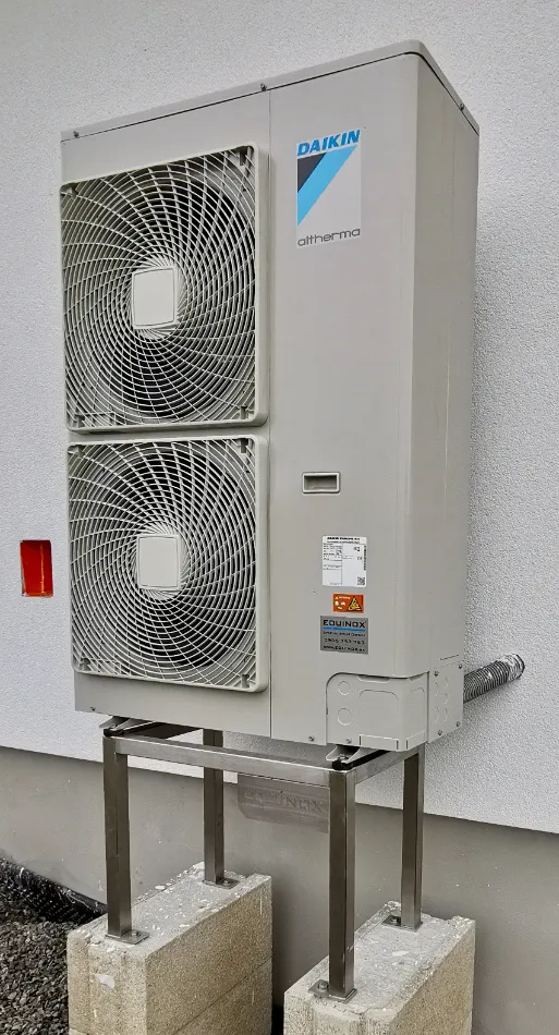 Tepelné čerpadlo vzduch voda Daikin Altherma LT 11kW s chladením rodinný dom Stožok