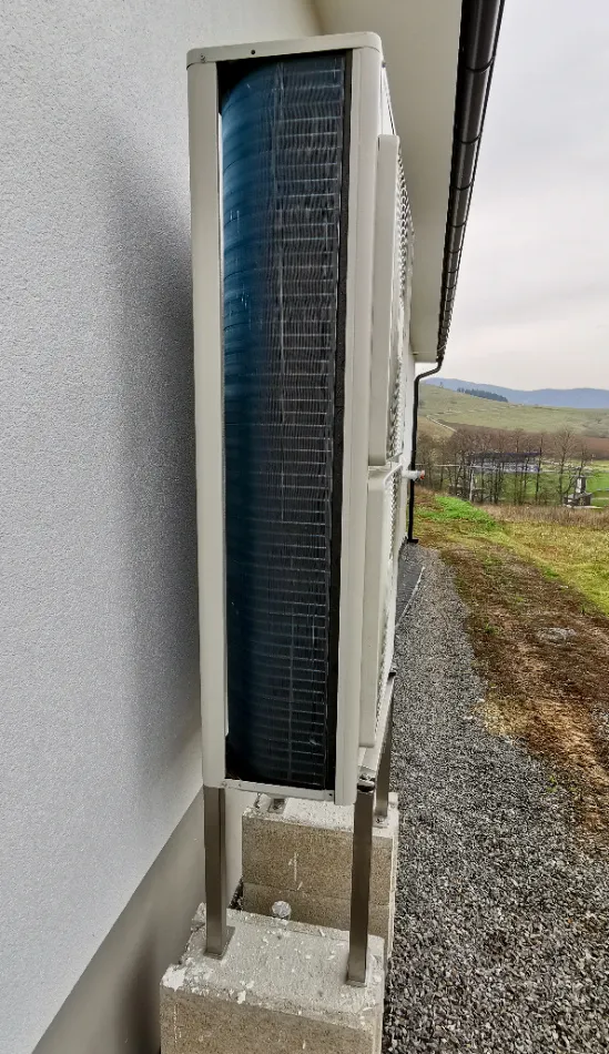 Tepelné čerpadlo vzduch voda Daikin Altherma LT 11kW s chladením rodinný dom Stožok