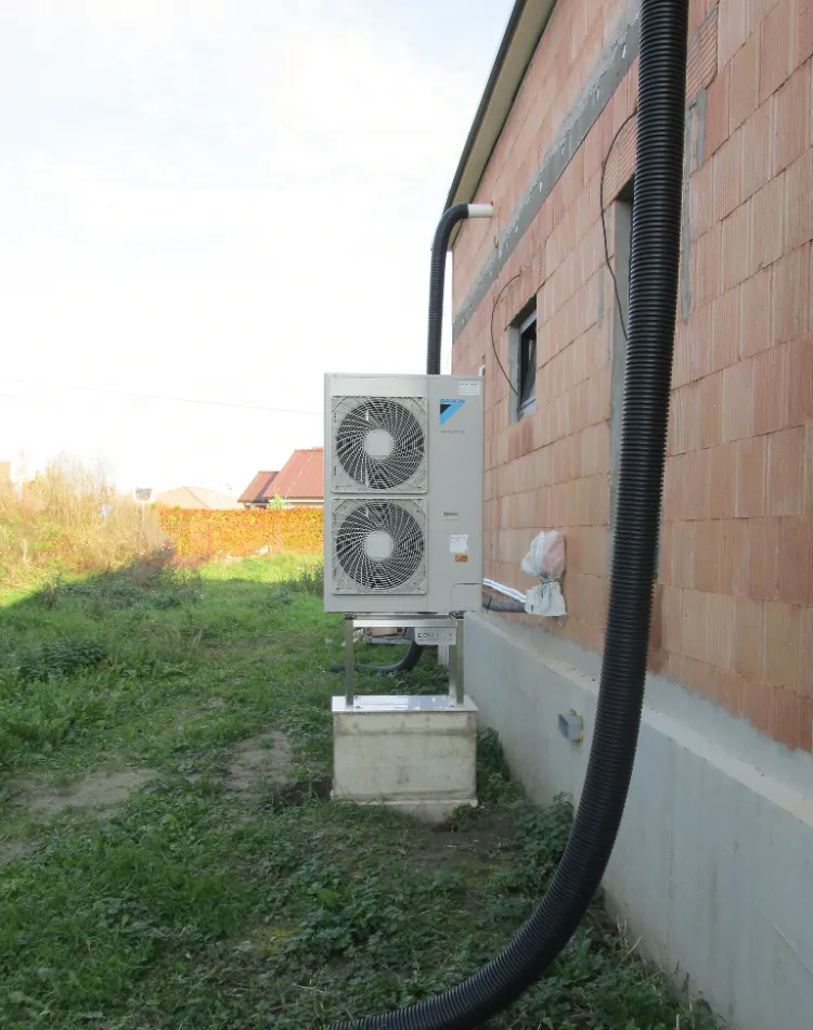 Tepelné čerpadlo vzduch voda Daikin Altherma LT 11kW s chladením rodinný dom Trenčín