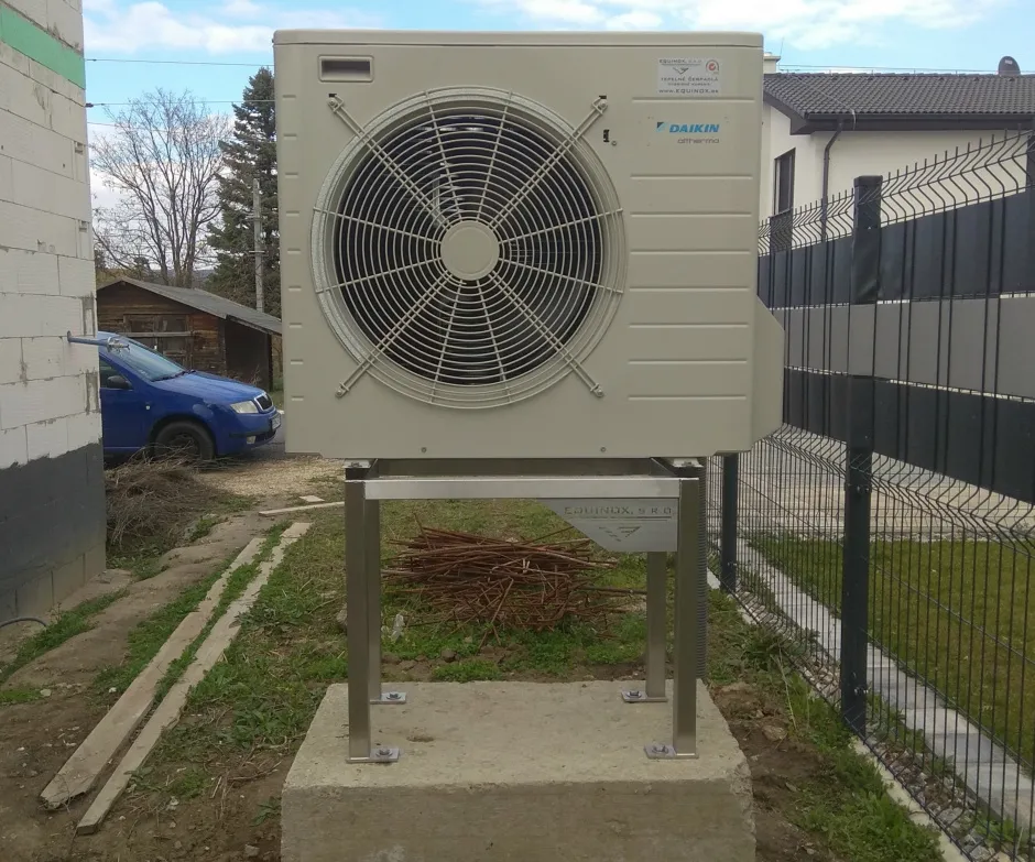 Tepelné čerpadlo vzduch voda Daikin Altherma LT 11kW s chladením rodinný dom Wolfsthal