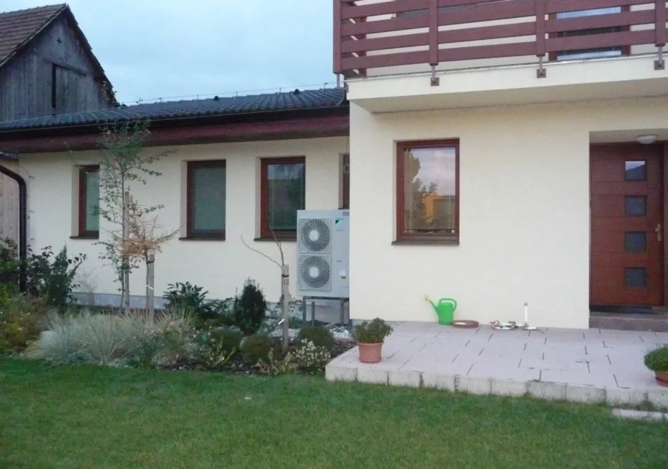 Tepelné čerpadlo vzduch voda Daikin Altherma LT 14kW rodinný dom Galovany