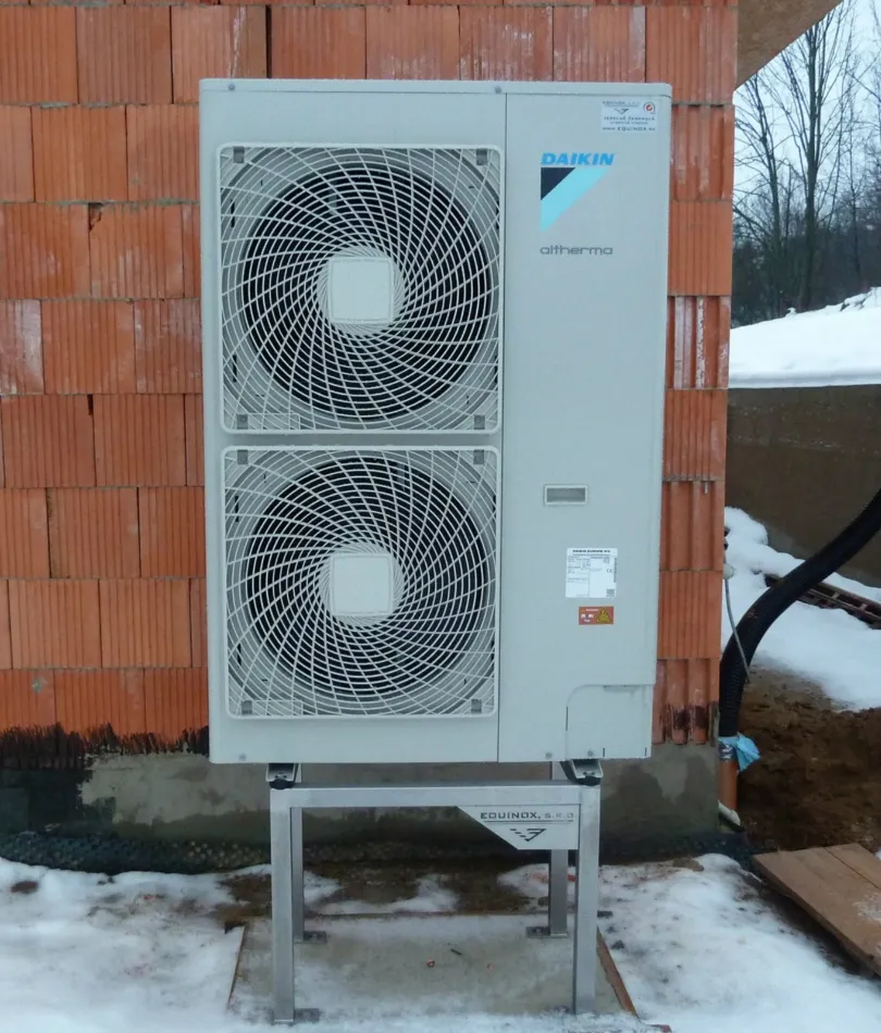 Tepelné čerpadlo vzduch voda Daikin Altherma LT 14kW rodinný dom Hriňová