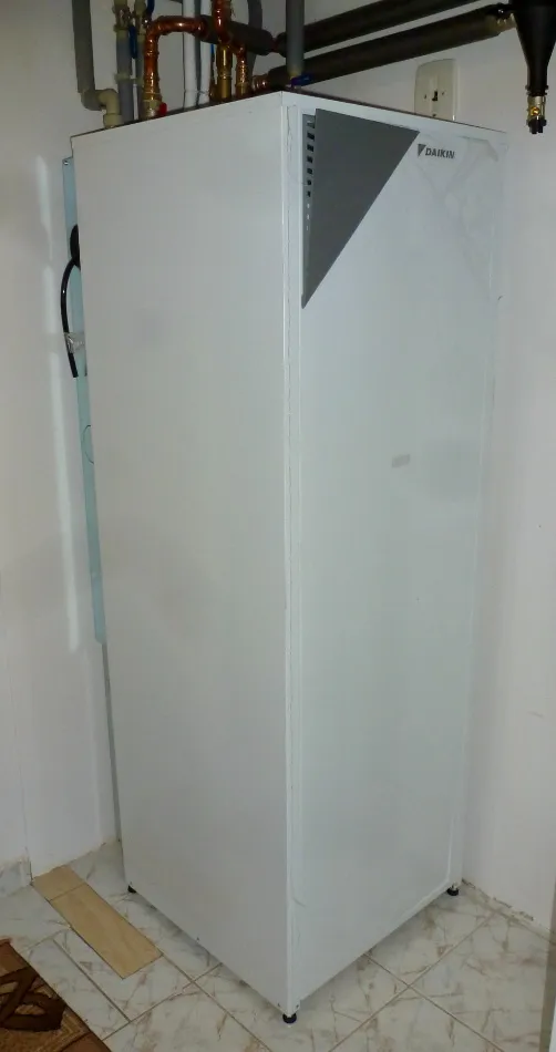 Tepelné čerpadlo vzduch voda Daikin Altherma LT 14kW rodinný dom Hruštín