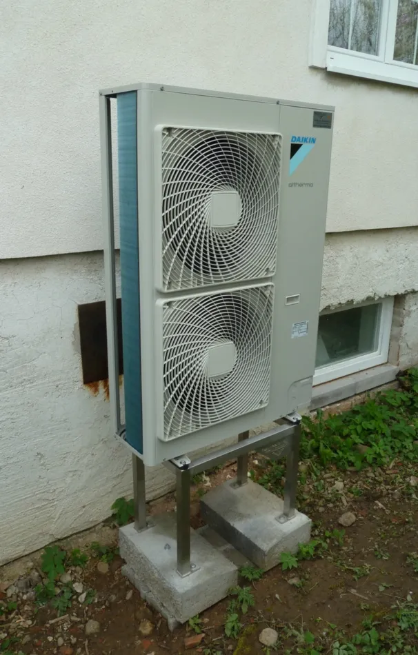 Tepelné čerpadlo vzduch voda Daikin Altherma LT 14kW rodinný dom Janova Lehota