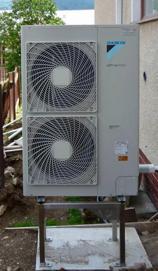 Tepelné čerpadlo vzduch voda Daikin Altherma LT 14kW rodinný dom Liptovská Lužná