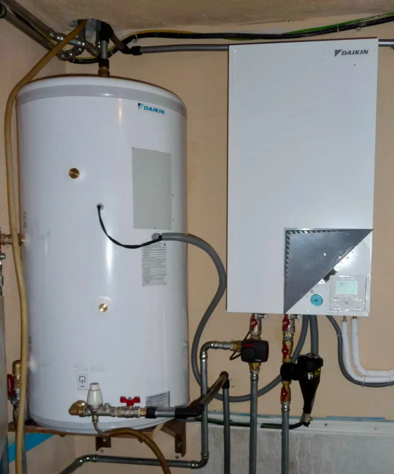 Tepelné čerpadlo vzduch voda Daikin Altherma LT 14kW rodinný dom Liptovská Lužná
