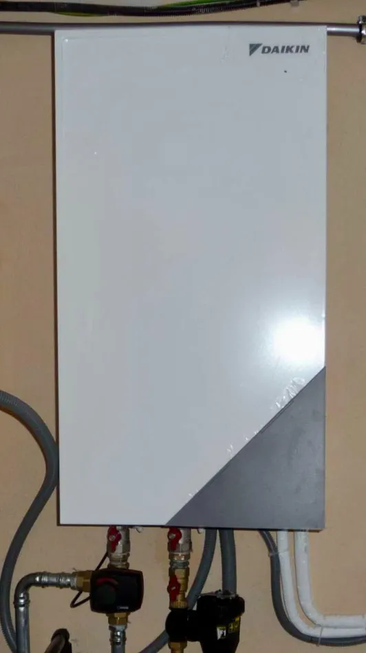 Tepelné čerpadlo vzduch voda Daikin Altherma LT 14kW rodinný dom Liptovská Lužná
