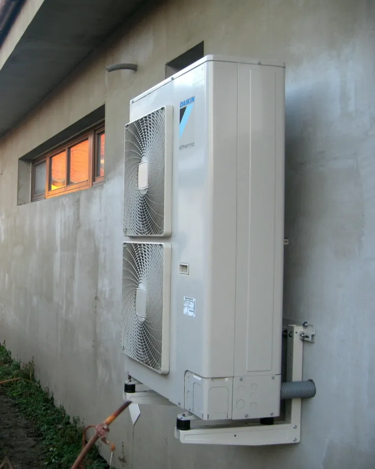 Tepelné čerpadlo vzduch voda Daikin Altherma LT 14kW rodinný dom Lučenec