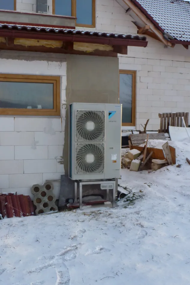 Tepelné čerpadlo vzduch voda Daikin Altherma LT 14kW rodinný dom Lukavica