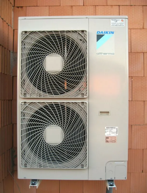 Tepelné čerpadlo vzduch voda Daikin Altherma LT 14kW rodinný dom Moravany nad Váhom