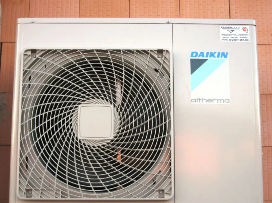 Tepelné čerpadlo vzduch voda Daikin Altherma LT 14kW rodinný dom Moravany nad Váhom