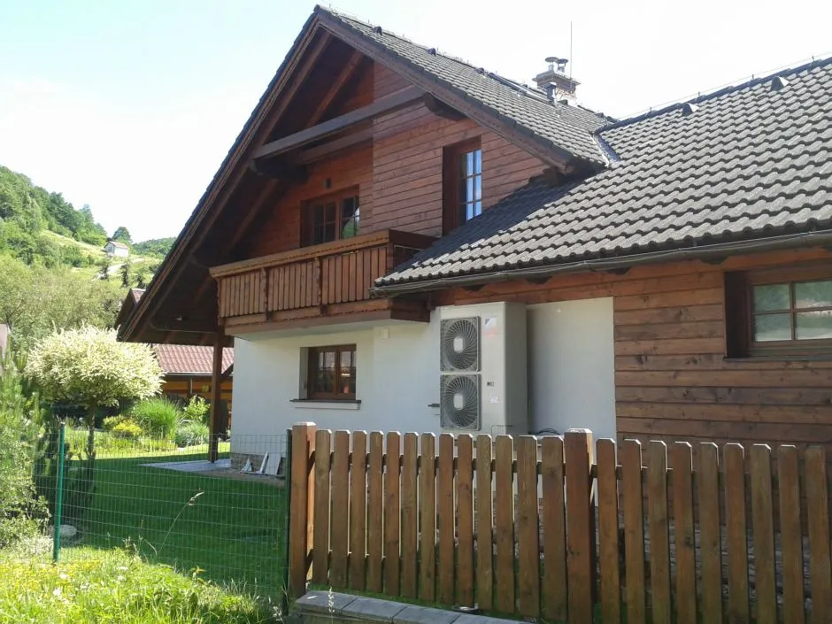 Tepelné čerpadlo vzduch voda Daikin Altherma LT 14kW rodinný dom Mýto pod Ďumbierom
