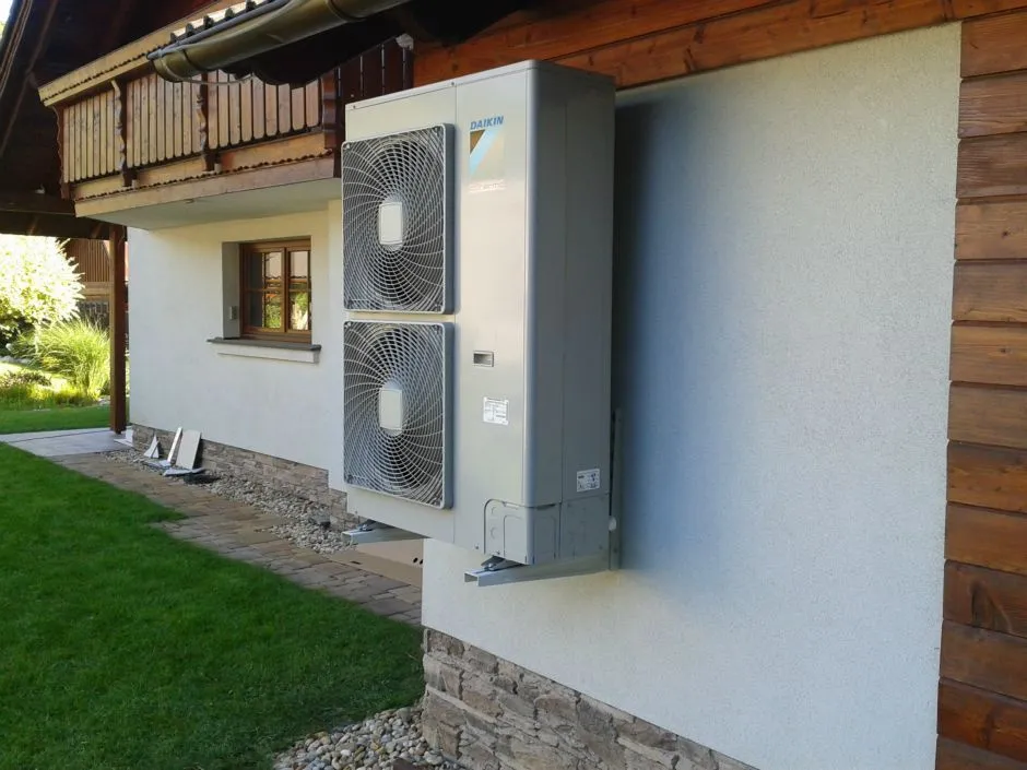 Tepelné čerpadlo vzduch voda Daikin Altherma LT 14kW rodinný dom Mýto pod Ďumbierom