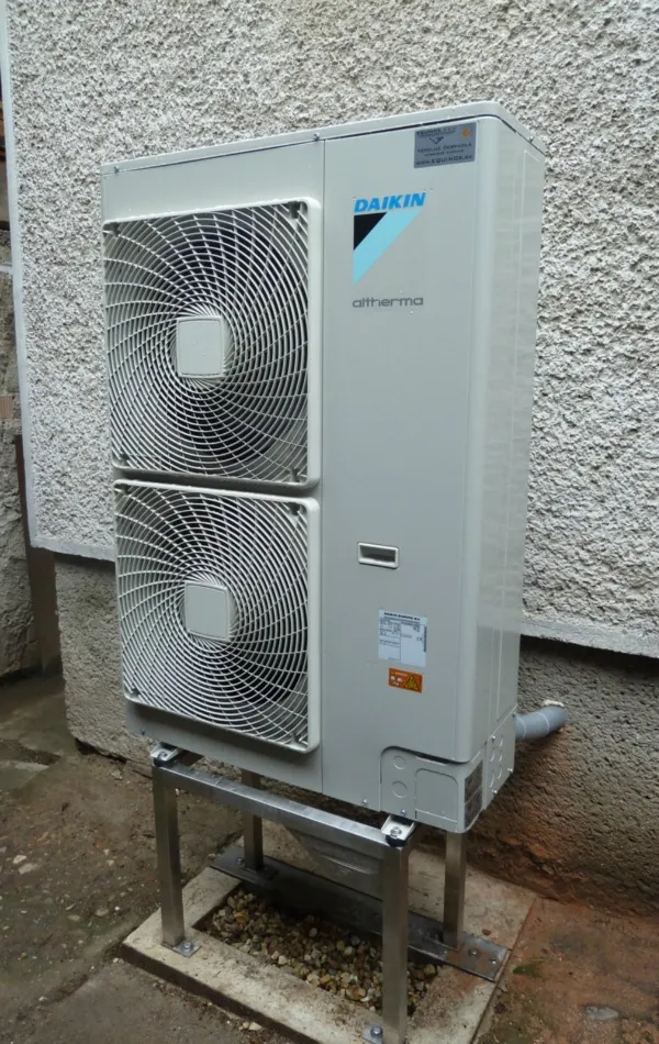 Tepelné čerpadlo vzduch voda Daikin Altherma LT 14kW rodinný dom Rimavská Sobota