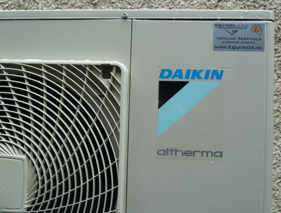 Tepelné čerpadlo vzduch voda Daikin Altherma LT 14kW rodinný dom Rimavská Sobota