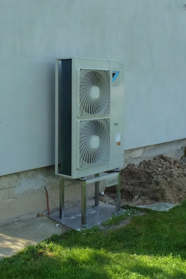 Tepelné čerpadlo vzduch voda Daikin Altherma LT 14kW rodinný dom Rimavské Janovce
