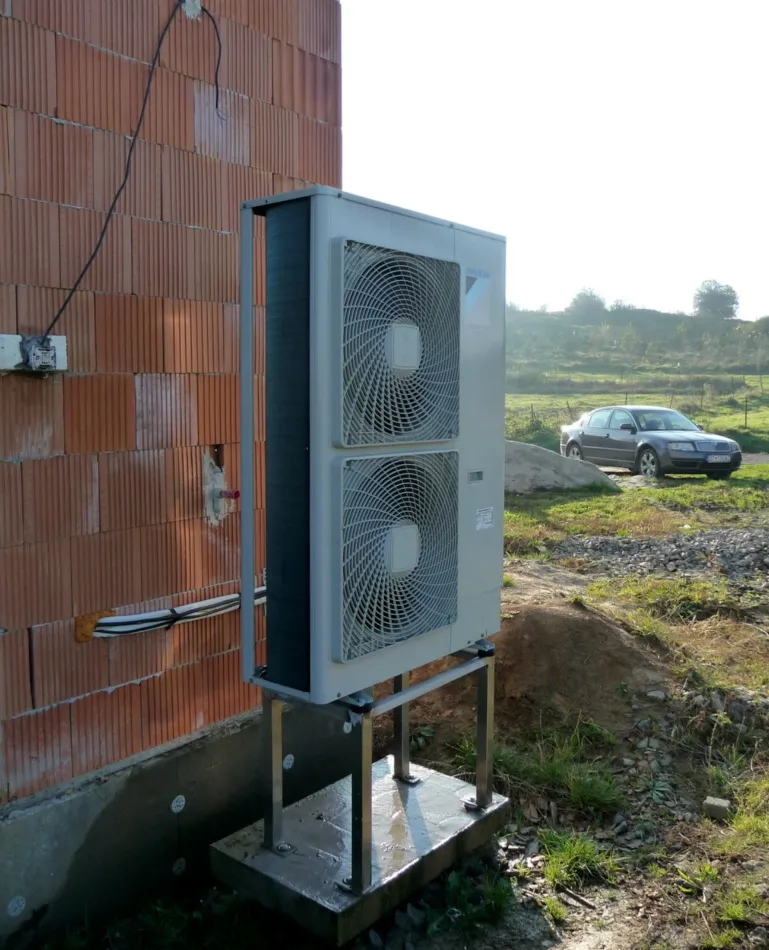 Tepelné čerpadlo vzduch voda Daikin Altherma LT 14kW rodinný dom Vígľaš