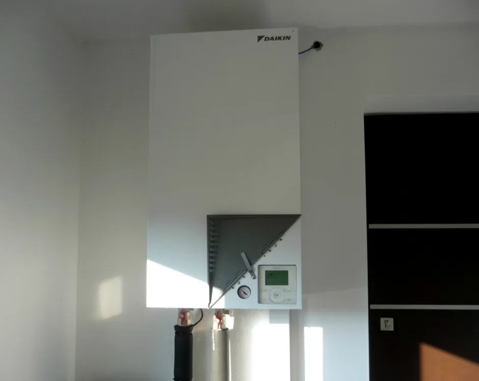 Tepelné čerpadlo vzduch voda Daikin Altherma LT 14kW rodinný dom Vígľaš