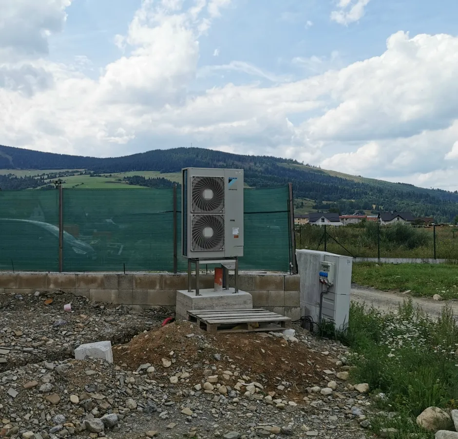 Tepelné čerpadlo vzduch voda Daikin Altherma LT 14kW rodinný dom Zuberec