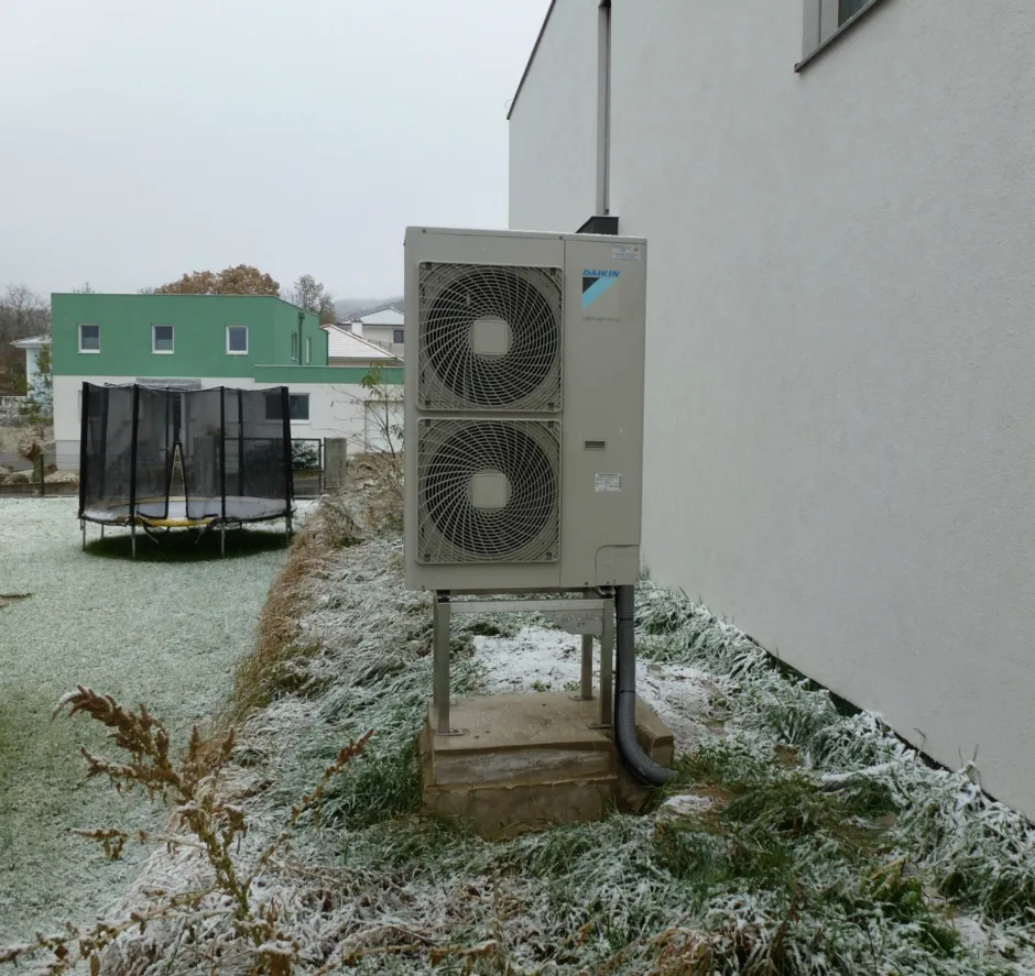 Tepelné čerpadlo vzduch voda Daikin Altherma LT 14kW s chladením RD Hainburg an der Donau