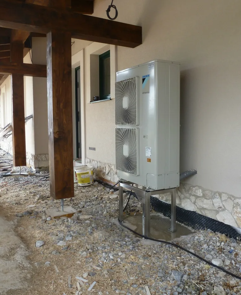Tepelné čerpadlo vzduch voda Daikin Altherma LT 14kW s chladením rod. dom Banská Bystrica