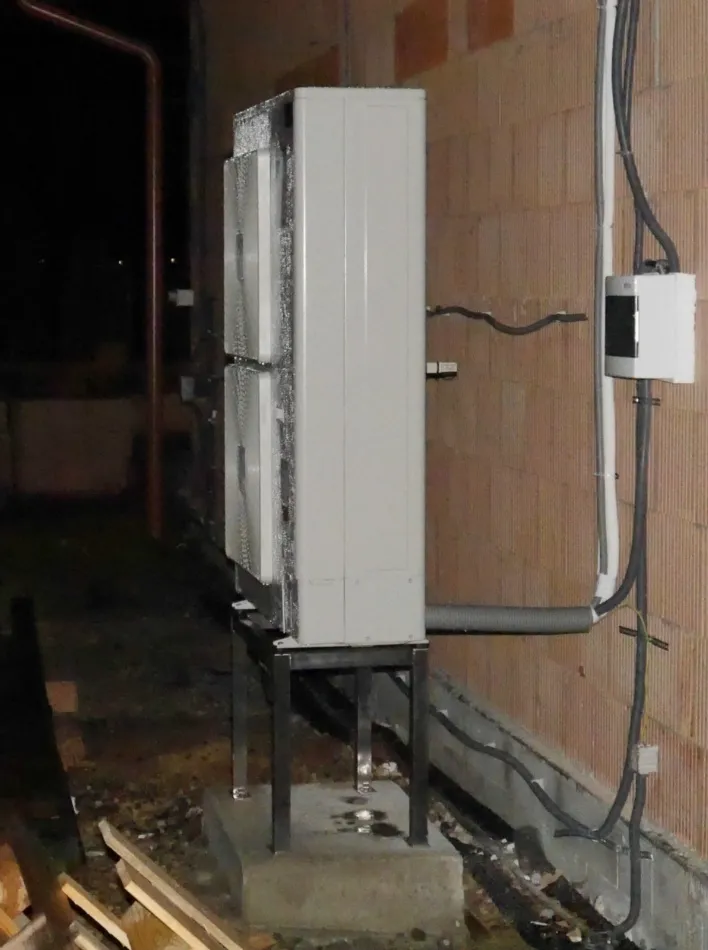 Tepelné čerpadlo vzduch voda Daikin Altherma LT 14kW s chladením rodinný dom Cabaj - Čápor