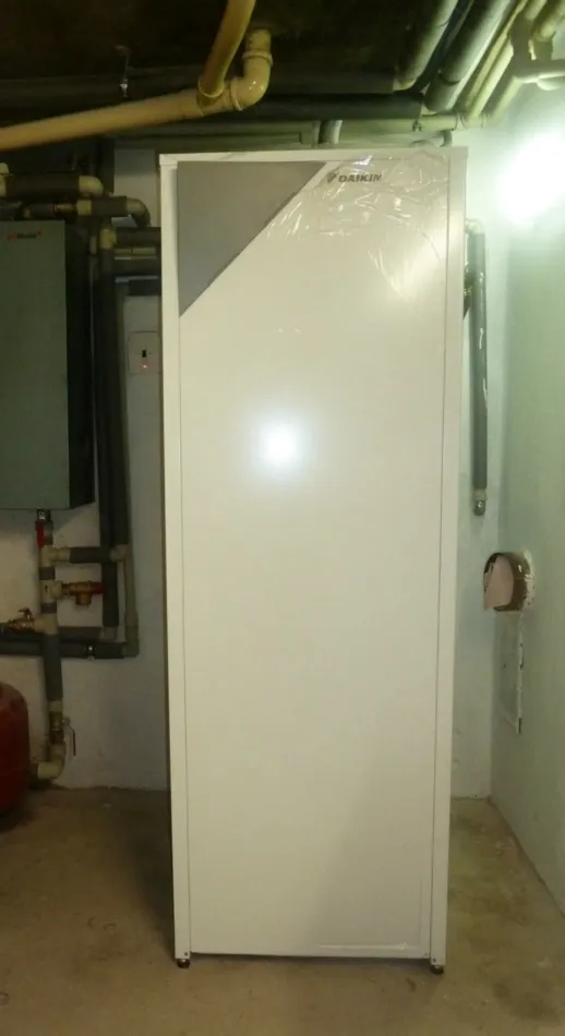 Tepelné čerpadlo vzduch voda Daikin Altherma LT 14kW s chladením rodinný dom Horné Hámre