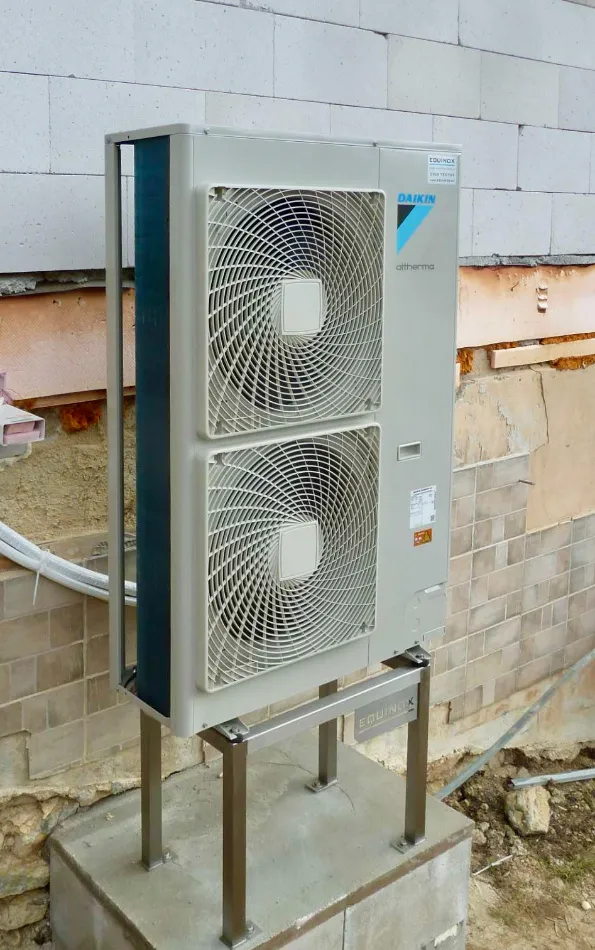 Tepelné čerpadlo vzduch voda Daikin Altherma LT 14kW s chladením rodinný dom Veľké Pole