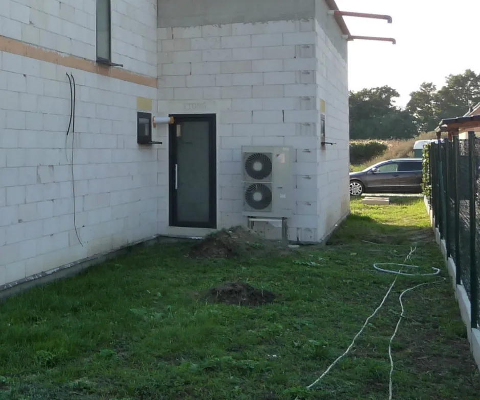 Tepelné čerpadlo vzduch voda Daikin Altherma LT 14kW s chladením rodinný dom Zálesie