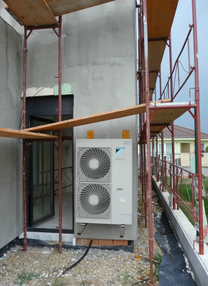 Tepelné čerpadlo vzduch voda Daikin Altherma LT 16kW s chladením rodinný dom Lučenec
