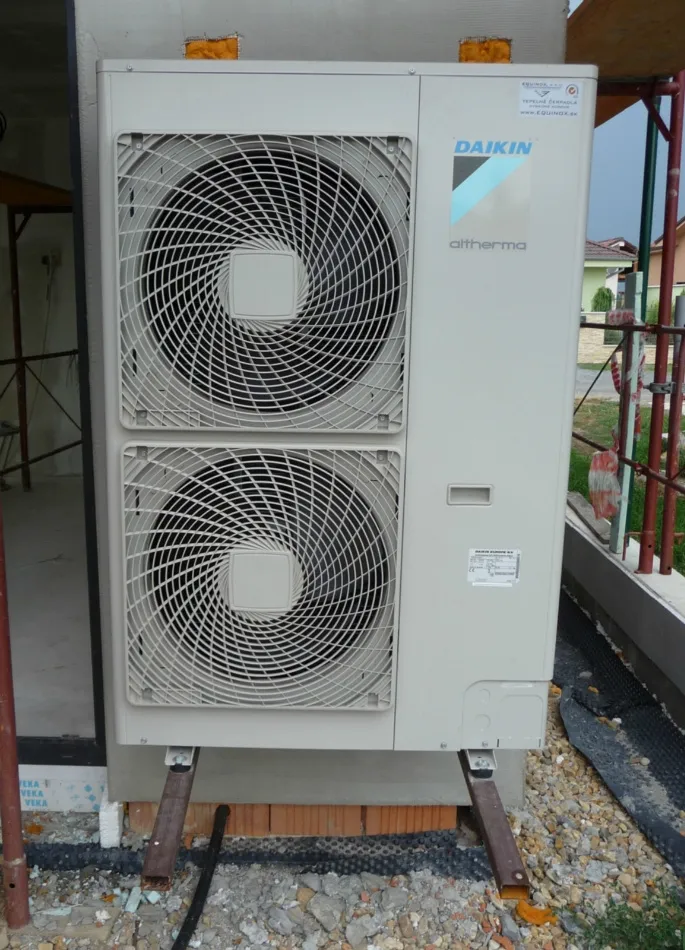 Tepelné čerpadlo vzduch voda Daikin Altherma LT 16kW s chladením rodinný dom Lučenec