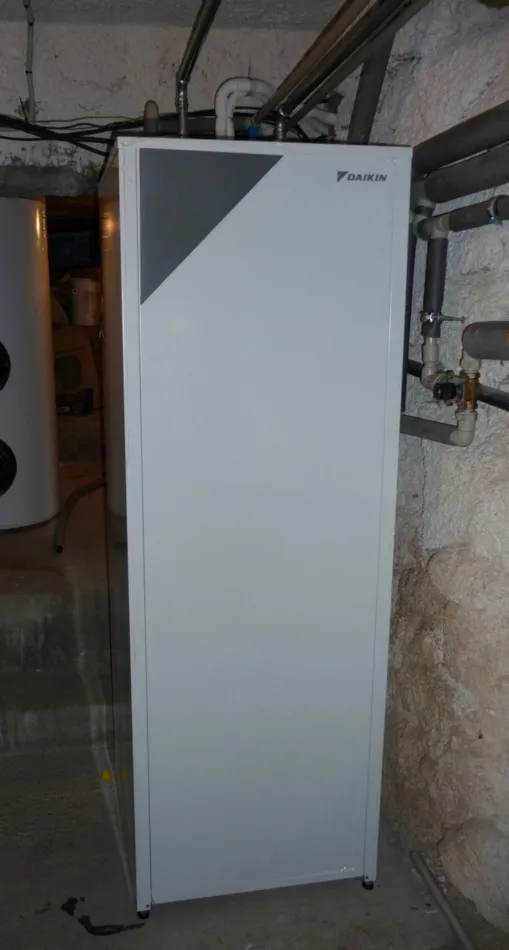 Tepelné čerpadlo vzduch voda Daikin Altherma LT 16kW s chladením rodinný dom Svätý Jur