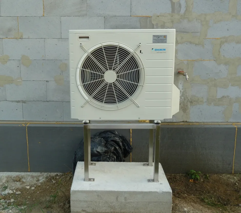 Tepelné čerpadlo vzduch voda Daikin Altherma LT 4kW rodinný dom Častá