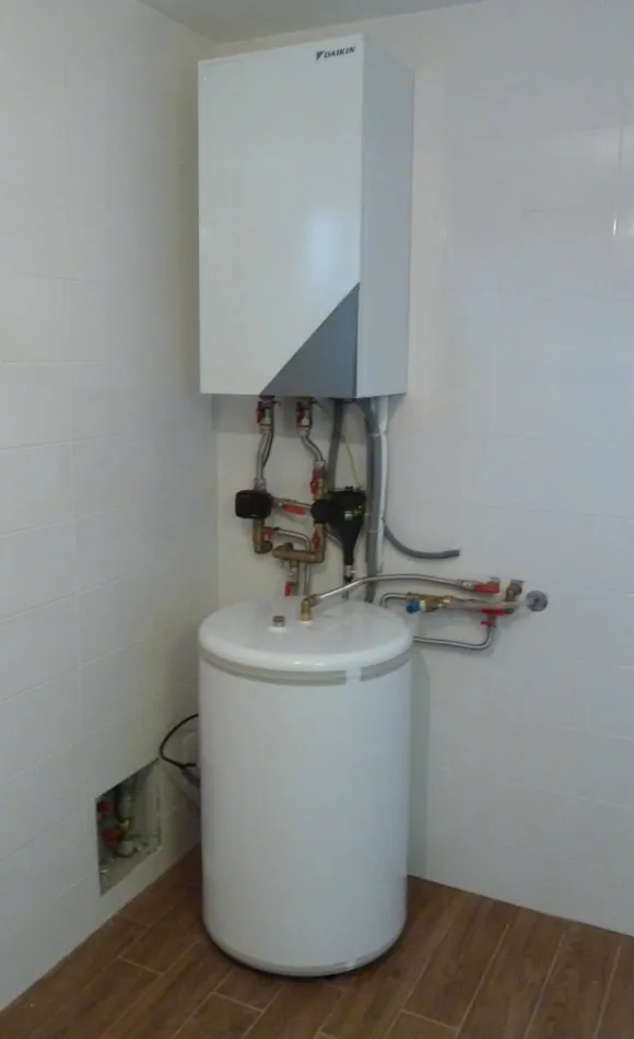 Tepelné čerpadlo vzduch voda Daikin Altherma LT 4kW rodinný dom Častá