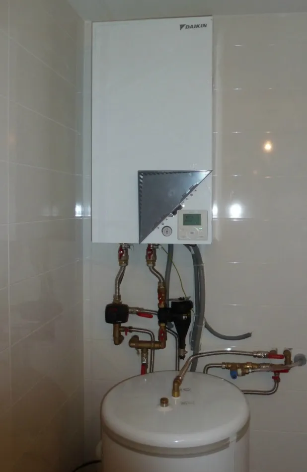 Tepelné čerpadlo vzduch voda Daikin Altherma LT 4kW rodinný dom Častá