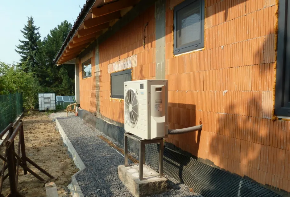 Tepelné čerpadlo vzduch voda Daikin Altherma LT 6kW rodinný dom Badín