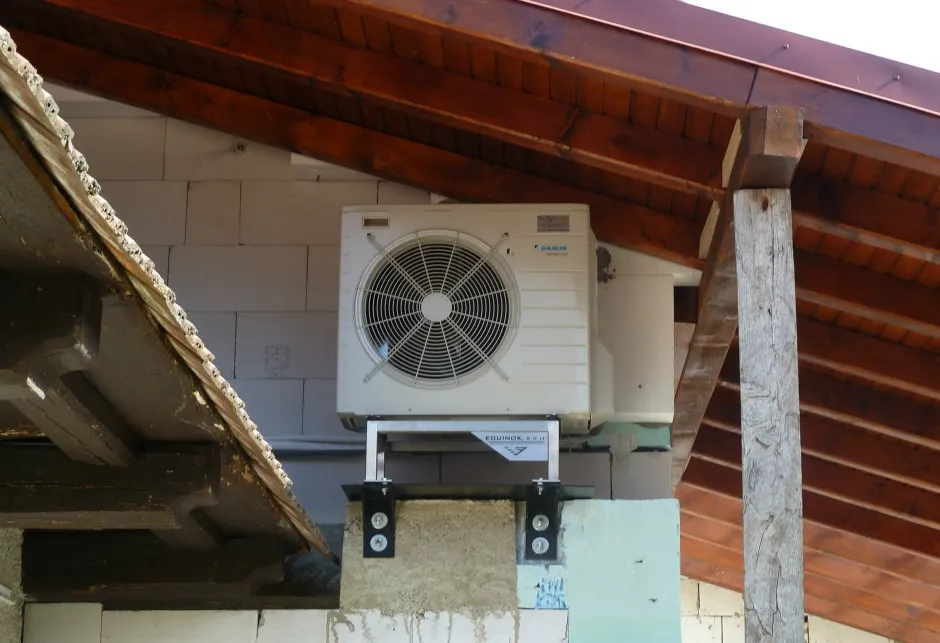 Tepelné čerpadlo vzduch voda Daikin Altherma LT 6kW rodinný dom Belá-Dulice