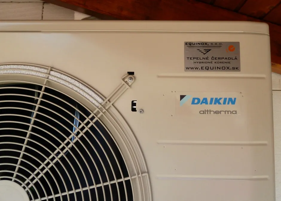 Tepelné čerpadlo vzduch voda Daikin Altherma LT 6kW rodinný dom Belá-Dulice