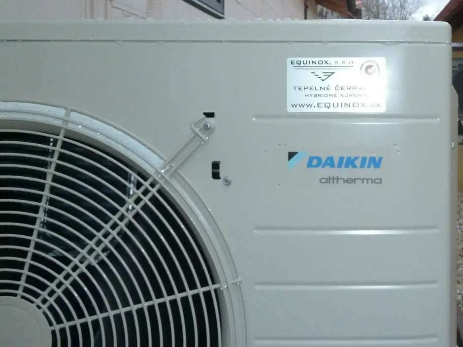 Tepelné čerpadlo vzduch voda Daikin Altherma LT 6kW rodinný dom Budimír