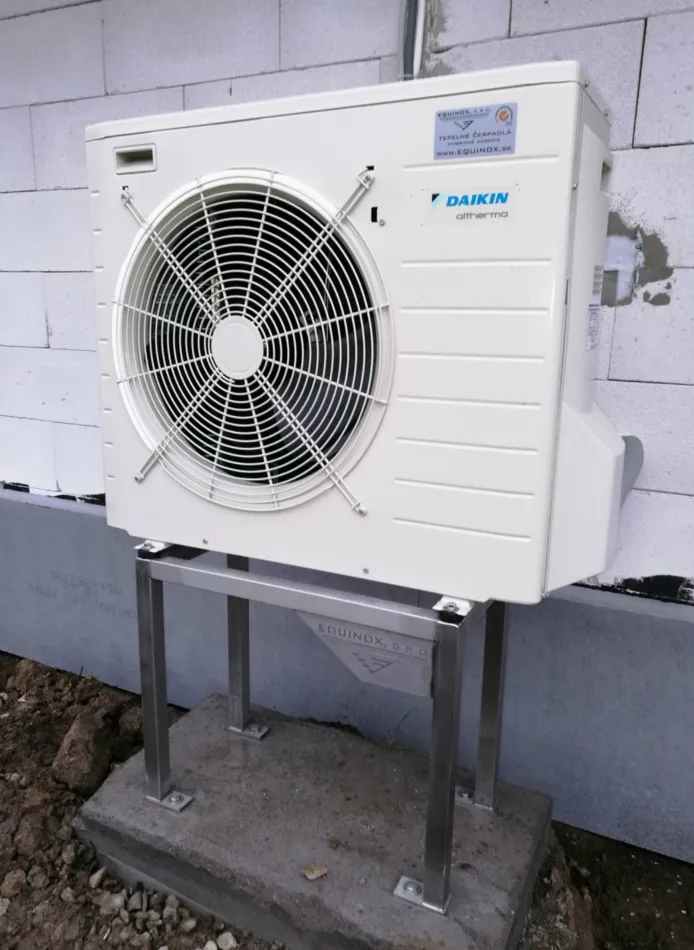 Tepelné čerpadlo vzduch voda Daikin Altherma LT 6kW rodinný dom Chrastné