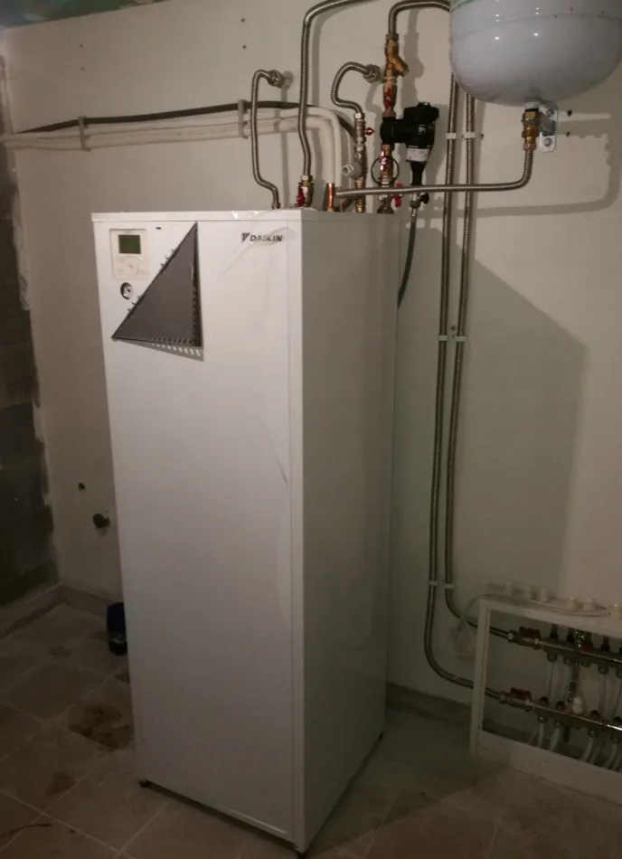 Tepelné čerpadlo vzduch voda Daikin Altherma LT 6kW rodinný dom Chrastné