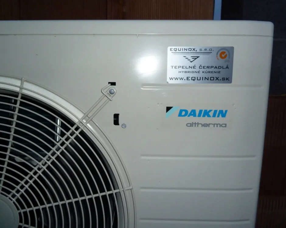 Tepelné čerpadlo vzduch voda Daikin Altherma LT 6kW rodinný dom Deutsch Jahrdorf