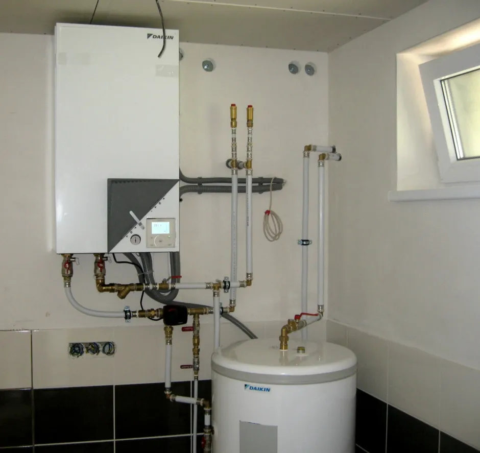 Tepelné čerpadlo vzduch voda Daikin Altherma LT 6kW rodinný dom Dojč
